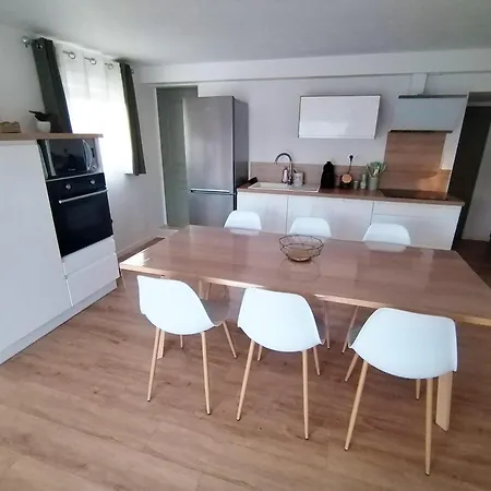 Villa Belle Maison Avec Jardin Et Terrasse Saint-Rambert-dʼAlbon